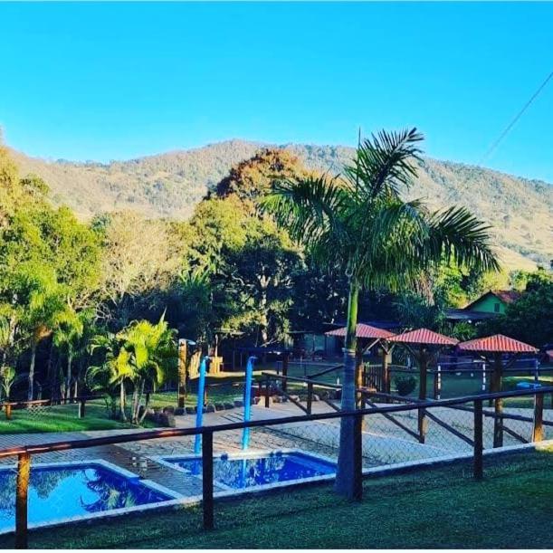 Cabana Hostel Sobrado Ecopark Águas de São Pedro Exterior foto